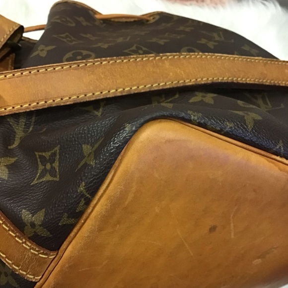 Louis Vuitton Monogram Noe Petit - Picture 7 of 11